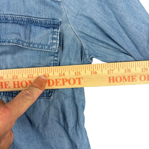 EUC MICHAEL Michael Kors Women’s Denim Button Down Shirt w/glam collar Sz XXS - Picture 3 of 10